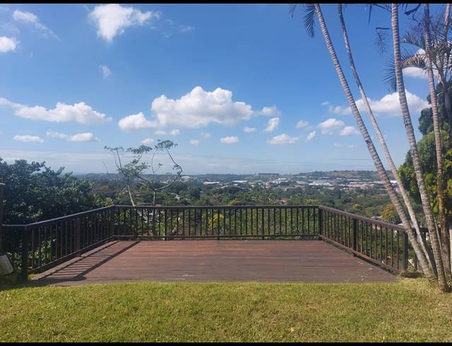 3 BEDROOM SECTIONAL TITLE RENTED IN THE WOLDS